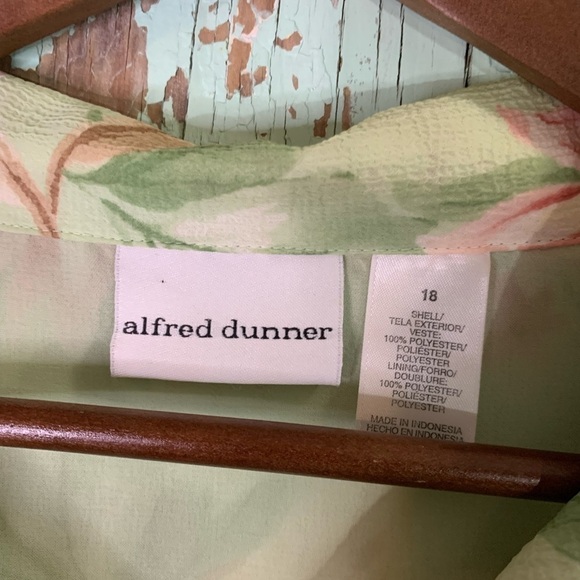 Women’s Alfred Dunner ss collared button down green floral pattern blouse sz 18 - Picture 2 of 5
